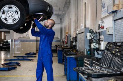 Combien de pièces composent une voiture ?