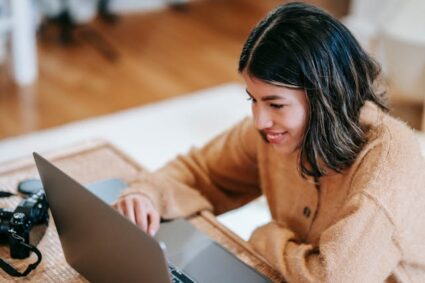 Pourquoi se former à Caneco est essentiel pour les électriciens et ingénieurs aujourd’hui ?