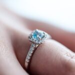 Pourquoi choisir une bague de fiançailles en diamant ?