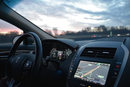 Comment choisir son GPS automobile : conseils pratiques